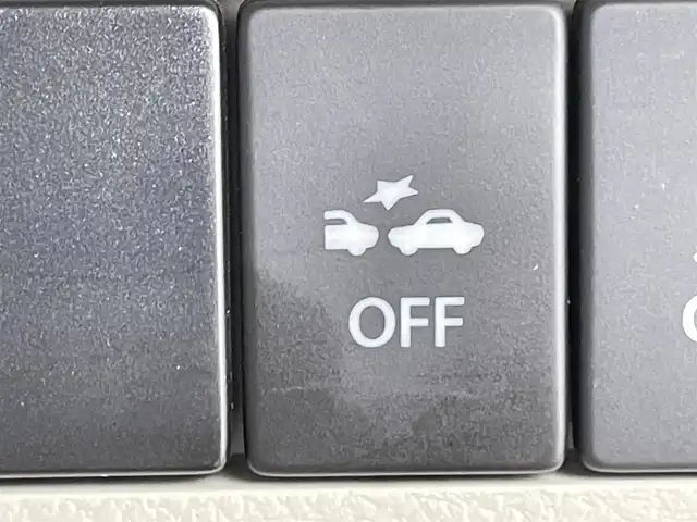 スズキ ラパン X 千葉県 2018(平30)年 4.7万km フォーンベージュメタリック/ホワイト2トーンルーフ 禁煙車/衝突軽減ブレーキ/横滑り防止装置/７型ワイドモニターナビ/フルセグ/Bluetooth接続/ＤＶＤ/ＣＤ再生可/バックカメラ/運転席シートヒーター/アイドリングストップ/プッシュスタート/HIDヘッドライト/オートライト/ビルトインETC/１４インチアルミホイール/運転席/助手席エアバッグ搭載