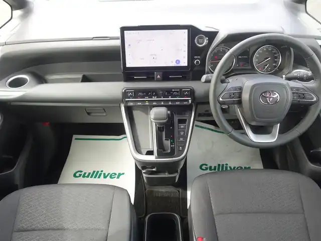 トヨタ ノア S－G 山形県 2022(令4)年 1.8万km アティチュードブラックマイカ 4WD/ワンオーナー/トヨタセーフティセンス/両側パワースライドドア/純正ナビ/　【DVD USB BT Miracast】/フルセグTV/バックカメラ/ETC/ステアリングスイッチ/レーダークルーズコントロール/シートヒーター/オートホールド/横滑り防止装置/LEDライト/フォグランプ/純正フロアマット/ドアバイザー/保証書、取説あり/スペアキーあり
