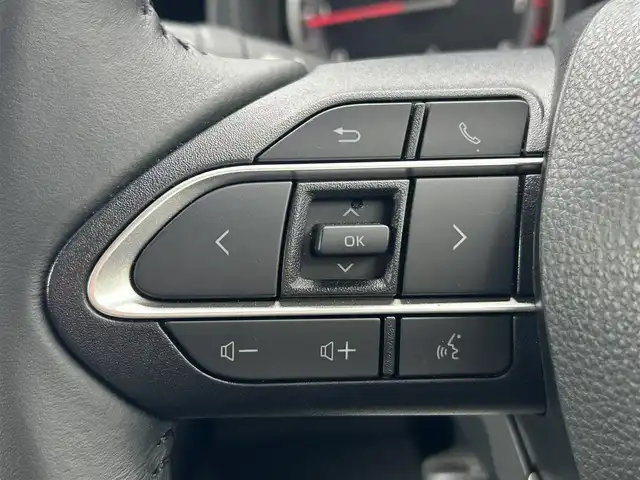 トヨタ ノア S－G 山形県 2022(令4)年 1.8万km アティチュードブラックマイカ 4WD/ワンオーナー/トヨタセーフティセンス/両側パワースライドドア/純正ナビ/　【DVD USB BT Miracast】/フルセグTV/バックカメラ/ETC/ステアリングスイッチ/レーダークルーズコントロール/シートヒーター/オートホールド/横滑り防止装置/LEDライト/フォグランプ/純正フロアマット/ドアバイザー/保証書、取説あり/スペアキーあり