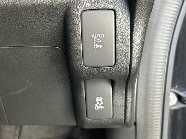 ホンダ Ｎ ＢＯＸ カスタム G ターボ Lパッケージ 福岡県 2015(平27)年 9.1万km スマートブラック ・純正ナビ【VXM-155VFEi】/-フルセグTV/BT/CD/DVD/FM/AM/SD/USB/・バックカメラ/・両側パワースライドドア/・社外アルミ14インチ/・純正フロアマット/・パドルシフト/・クルーズコントロール/・ドアバイザー/・ウィンカーミラー/・電動格納ミラー/・ETC/・ステアリングリモコン/・オートライト