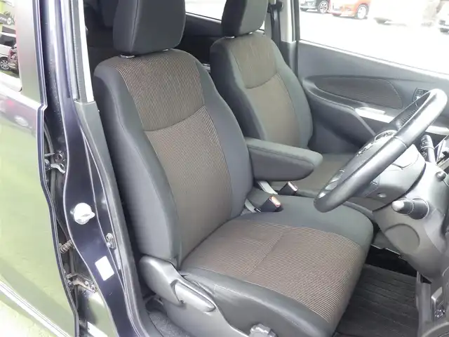 日産 デイズ ハイウェイスターG ターボ 千葉県 2015(平27)年 5.3万km プレミアムパープルP エマージェンシーブレーキ/純正メモリーナビ/地デジTV/【CD再生機能　Bluetooth接続】/アラウンドビューモニター/革巻きステアリング/ステアリングスイッチ/ETC/HID/フォグライト/ウインカーミラー/純正15インチアルミホイル/インテリジェントキー