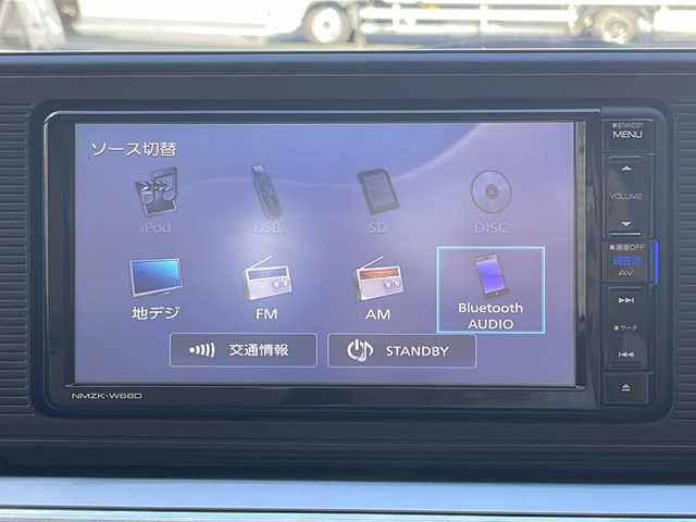 ダイハツ キャスト スタイル X 愛知県 2018(平30)年 3.9万km ブラックマイカメタリック /禁煙//純正ディーラーオプションナビ//フルセグTV・Bluetooth・CD・DVD・USB//バックカメラ//ETC//スマートキー//プッシュスタート//オートライト//ベンチシート//純正フロアマット//純正ドアバイザー//電動格納ミラー//新車時保証書//取扱説明書//スペアキー