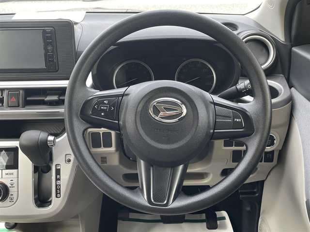 ダイハツ キャスト スタイル X 愛知県 2018(平30)年 3.9万km ブラックマイカメタリック /禁煙車//純正ディーラーオプションナビ//フルセグTV・Bluetooth・CD・DVD・USB//バックカメラ//ETC//スマートキー//プッシュスタート//オートライト//ベンチシート//純正フロアマット//純正ドアバイザー//電動格納ミラー//新車時保証書//取扱説明書//スペアキー