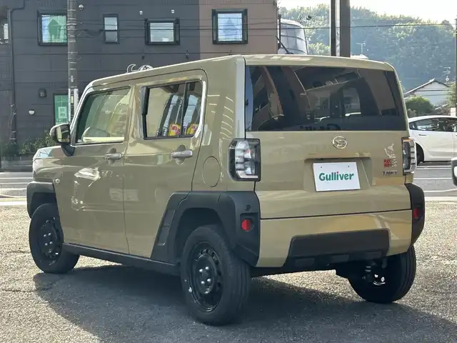 ダイハツ タフト X 静岡県 2023(令5)年 1.6万km サンドベージュメタリック ガラスルーフ/純正ナビ/フルセグTV/DVD/CD/SD/BT/USB/バックカメラ/衝突軽減ブレーキ/レーンキープアシスト/オートハイビーム/前後コーナーセンサー/前方ドライブレコーダー/LEDヘッドライト/ステアリングスイッチ/スマートキー×2/取扱説明書/ナビ取扱説明書