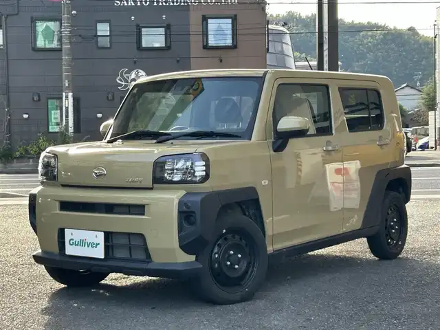ダイハツ タフト X 静岡県 2023(令5)年 1.6万km サンドベージュメタリック ガラスルーフ/純正ナビ/フルセグTV/DVD/CD/SD/BT/USB/バックカメラ/衝突軽減ブレーキ/レーンキープアシスト/オートハイビーム/前後コーナーセンサー/前方ドライブレコーダー/LEDヘッドライト/ステアリングスイッチ/スマートキー×2/取扱説明書/ナビ取扱説明書