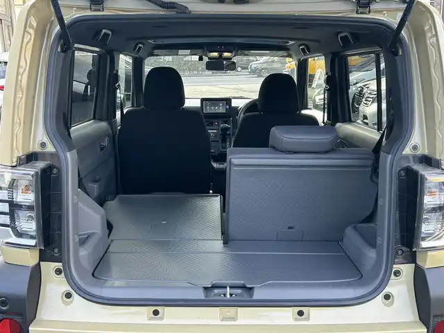 ダイハツ タフト X 静岡県 2023(令5)年 1.6万km サンドベージュメタリック ガラスルーフ/純正ナビ/フルセグTV/DVD/CD/SD/BT/USB/バックカメラ/衝突軽減ブレーキ/レーンキープアシスト/オートハイビーム/前後コーナーセンサー/前方ドライブレコーダー/LEDヘッドライト/ステアリングスイッチ/スマートキー×2/取扱説明書/ナビ取扱説明書