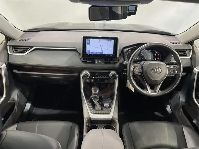 トヨタ ＲＡＶ４ G Zパッケージ 愛知県 2019(令1)年 5.3万km アティチュードブラックマイカ 純正９インチナビ　/(FM/AM/SD/Bluetooth/DISC/フルセグTV/USB/HDMI)/サンルーフ　/モデリスタフルエアロ　/トヨタセーフティセンス　/　　-プリクラッシュセーフティ/　　-レーダークルーズコントロール/　　-レーントレーニングアシスト/　　-オートマチックハイビーム/　　-ロードサインアシスト/シートヒーター　/ビルトインＥＴＣ　/デジタルインナーミラー　/ブラインドスポットモニター　/バックカメラ　/ルーフレール　/ＬＥＤヘッドライト/ＬＥＤフォグランプ/ステアリングヒーター/パワーシート（D席メモリ有）/ダウンヒルアシスト/ドライブレコーダー/ＨＤＭＩ/USB端子/純正フロアマット