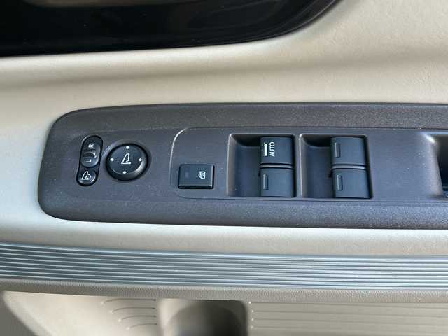 ホンダ Ｎ ＢＯＸ スラッシュ G・L ノヴァカントリースタイル 長野県 2019(平31)年 6.5万km プラチナホワイトパール ・社外7インチメモリーナビゲーション/CD DVD フルセグTV Bluetooth/・バックカメラ/・ビルトインETC/・ワンオーナー/・ステアリングヒーター/・シートヒーター(D/N)/・オートライト/・HIDヘッドライト/・ウィンカーミラー/・電動格納ミラー/・スマートキー/・エンジンプッシュスタート