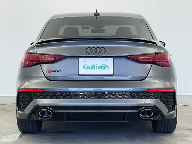 アウディ アウディ ＲＳ３ 新潟県 2024(令6)年 1.4万km デイトナグレーパールエフェクト ワンオーナー/アウディコネクトナビ/(FM.AM.USB.Bluetooth)/(AppleCarPlay.AndroidAuto)/全方位カメラ/Audiプレセンス/サイドアシスト/アダプティブドライブアシスト/Audiドライブセレクト/LEDオートライト/FRフォグランプ/GPSレーダー(AR-47LA)/シーケンシャルウィンカー/Qiおくだけ充電/ナビ連動ドライブレコーダー/前席パワーシート・ヒーター/運転席シートメモリー/電子制御パーキングブレーキ/プッシュスタート/スマートキー×2/スタッドレスAWセット車載