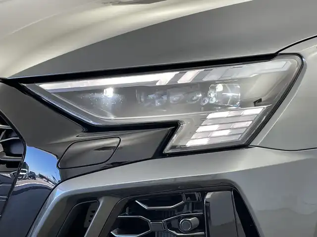 アウディ アウディ ＲＳ３ 新潟県 2024(令6)年 1.4万km デイトナグレーパールエフェクト ワンオーナー/アウディコネクトナビ/(FM.AM.USB.Bluetooth)/(AppleCarPlay.AndroidAuto)/全方位カメラ/Audiプレセンス/サイドアシスト/アダプティブドライブアシスト/Audiドライブセレクト/LEDオートライト/FRフォグランプ/GPSレーダー(AR-47LA)/シーケンシャルウィンカー/Qiおくだけ充電/ナビ連動ドライブレコーダー/前席パワーシート・ヒーター/運転席シートメモリー/電子制御パーキングブレーキ/プッシュスタート/スマートキー×2/スタッドレスAWセット車載