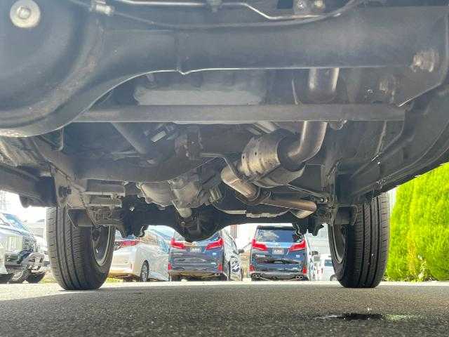 スズキ ジムニー ランドベンチャー 岩手県 2017(平29)年 3.6万km クールカーキPM ターボ車　/ETC/ハロゲンヘッドライト/純正ナビ　フルセグＴＶ／Ｂｌｕｅｔｏｏｔｈ／ＣＤ／ＤＶＤ　/バックカメラ　/レザーシート　/運転席シートヒーター　/エアコン　/背面タイヤ　/フロントフォグランプ　/ＡＢＳ　/純正ＡＷ　/キーレスエントリー
