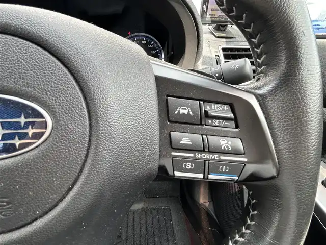 スバル レヴォーグ 1．6GT アイサイト 奈良県 2014(平26)年 3.5万km クリスタルブラックシリカ 1オーナー/STiフロントエアロ/4WD/純正ディーラーナビ(CN-R300D)/BT/TV/DVD/CD/USB/iPod//衝突軽減システム/レーンキープアシスト/追従式クルコン/横滑り防止装置/ドラレコ/ETC/レーダー探知機/フルフラットシート/パドルシフト/ステアリングスイッチ/保証書・取説・スペアキー付