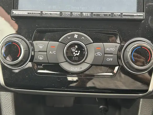 スバル レヴォーグ 1．6GT アイサイト 奈良県 2014(平26)年 3.5万km クリスタルブラックシリカ 1オーナー/STiフロントエアロ/4WD/純正ディーラーナビ(CN-R300D)/BT/TV/DVD/CD/USB/iPod//衝突軽減システム/レーンキープアシスト/追従式クルコン/横滑り防止装置/ドラレコ/ETC/レーダー探知機/フルフラットシート/パドルシフト/ステアリングスイッチ/保証書・取説・スペアキー付