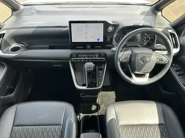 トヨタ ノア S－Z 鹿児島県 2023(令5)年 1.7万km ホワイトパールクリスタルシャイン 純正ナビ/（Bluetooth/TV/DVD/CD/フルセグ）/バックカメラ/両側パワースライドドア/クルーズコントロール/レーダークルーズコントロール/LEDオートライト/USB端子/WAC/スマートキー/ETC2.0