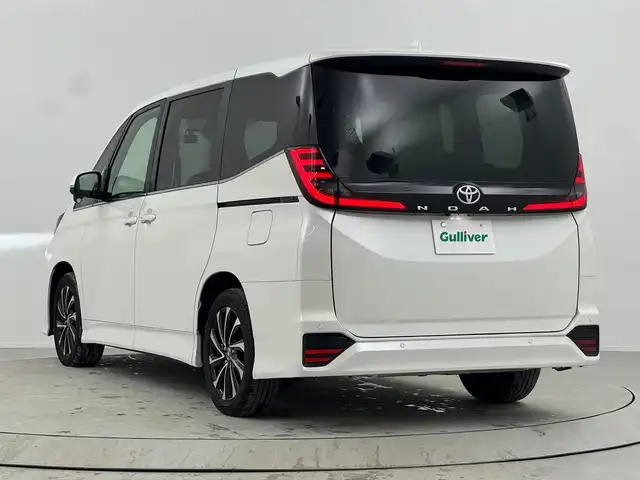 トヨタ ノア S－Z 熊本県 2023(令5)年 1.7万km ホワイトパールクリスタルシャイン 純正ナビ/（Bluetooth/TV/DVD/CD/フルセグ）/バックカメラ/フリップダウンモニター/両側パワースライドドア/クルーズコントロール/レーダークルーズコントロール/LEDオートライト/USB端子/WAC/スマートキー/ETC2.0