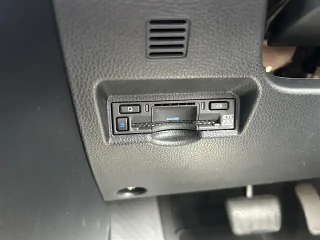 トヨタ ノア S－Z 鹿児島県 2023(令5)年 1.7万km ホワイトパールクリスタルシャイン 純正ナビ/（Bluetooth/TV/DVD/CD/フルセグ）/バックカメラ/両側パワースライドドア/クルーズコントロール/レーダークルーズコントロール/LEDオートライト/USB端子/WAC/スマートキー/ETC2.0
