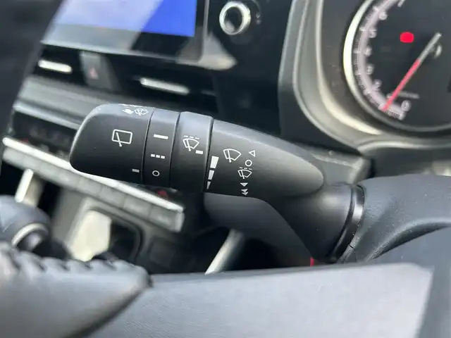 トヨタ ノア S－Z 鹿児島県 2023(令5)年 1.7万km ホワイトパールクリスタルシャイン 純正ナビ/（Bluetooth/TV/DVD/CD/フルセグ）/バックカメラ/両側パワースライドドア/クルーズコントロール/レーダークルーズコントロール/LEDオートライト/USB端子/WAC/スマートキー/ETC2.0