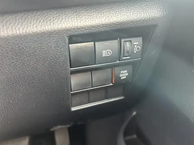 トヨタ ノア S－Z 鹿児島県 2023(令5)年 1.7万km ホワイトパールクリスタルシャイン 純正ナビ/（Bluetooth/TV/DVD/CD/フルセグ）/バックカメラ/両側パワースライドドア/クルーズコントロール/レーダークルーズコントロール/LEDオートライト/USB端子/WAC/スマートキー/ETC2.0