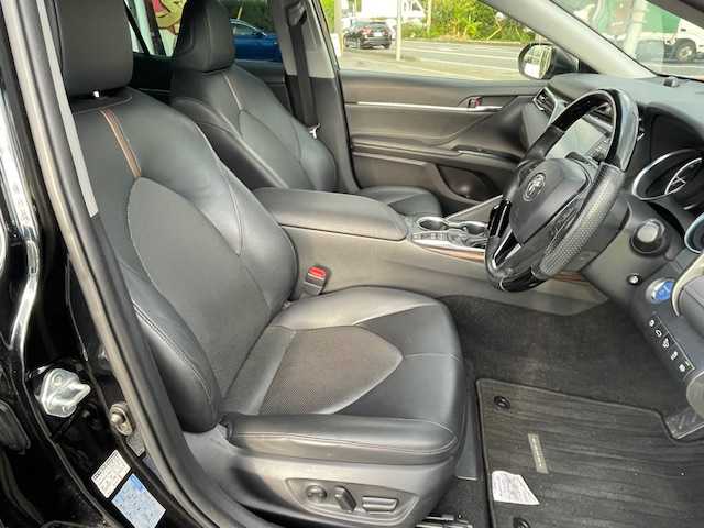 トヨタ カムリ G レザーパッケージ 神奈川県 2018(平30)年 4.7万km アティチュードブラックマイカ ・純正ナビ（CD/DVD/ワンセグ/SD/USB)/・バックカメラ/・モデリスタエアロ/・テレビキャンセラー/・前方ドライブレコーダー/・ETC2.0/・オートクルーズコントロール/・シートヒーター/・純正17インチAW/・前後コーナーセンサー/・LEDヘッドライト/・オートライト/・オートマチックハイビーム/・衝突軽減システム/・レーンキープアシスト/・横滑り防止装置/・パワーシート/・スマートキー/・スペアキー