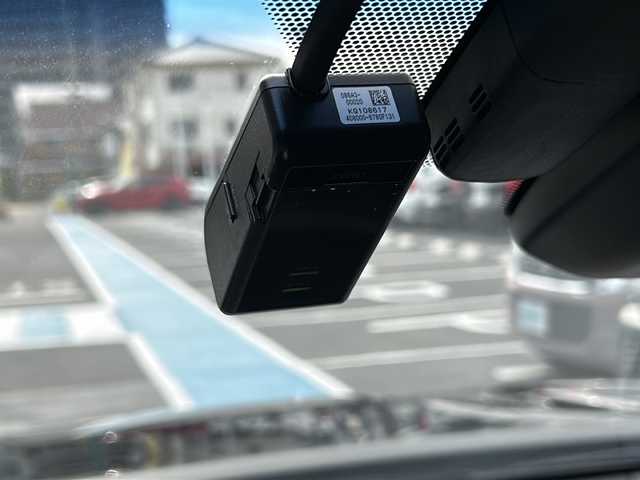 トヨタ カムリ G レザーパッケージ 広島県 2018(平30)年 4.7万km アティチュードブラックマイカ 純正ナビ（CD/DVD/フルセグTV/SD/USB)/バックカメラ/モデリスタエアロ/前方ドライブレコーダー/ビルトインETC2.0/レーダークルーズコントロール/BSM/RCTA/シートヒーター/純正17インチAW/前後コーナーセンサー/LEDヘッドライト/オートライト/オートマチックハイビーム/衝突軽減システム/レーンキープアシスト/横滑り防止装置/パワーシート/スマートキー/スペアキー