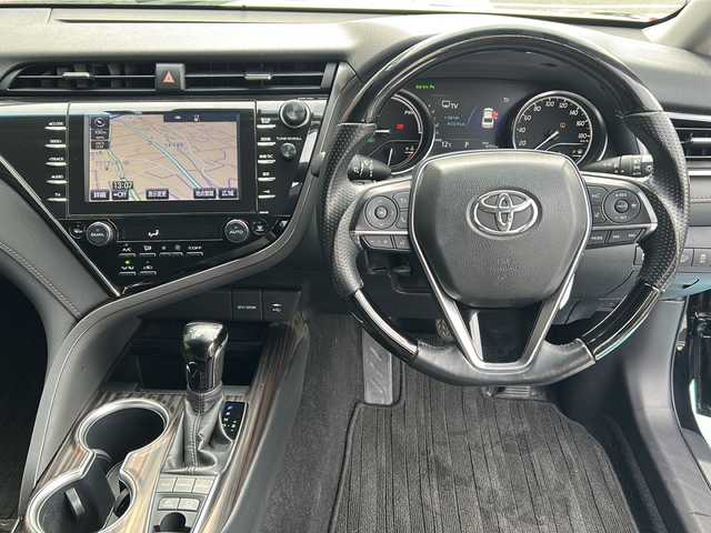 トヨタ カムリ G レザーパッケージ 広島県 2018(平30)年 4.7万km アティチュードブラックマイカ 純正ナビ（CD/DVD/フルセグTV/SD/USB)/バックカメラ/モデリスタエアロ/前方ドライブレコーダー/ビルトインETC2.0/レーダークルーズコントロール/BSM/RCTA/シートヒーター/純正17インチAW/前後コーナーセンサー/LEDヘッドライト/オートライト/オートマチックハイビーム/衝突軽減システム/レーンキープアシスト/横滑り防止装置/パワーシート/スマートキー/スペアキー