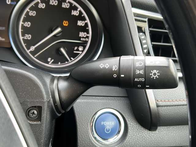 トヨタ カムリ G レザーパッケージ 広島県 2018(平30)年 4.7万km アティチュードブラックマイカ 純正ナビ（CD/DVD/フルセグTV/SD/USB)/バックカメラ/モデリスタエアロ/前方ドライブレコーダー/ビルトインETC2.0/レーダークルーズコントロール/BSM/RCTA/シートヒーター/純正17インチAW/前後コーナーセンサー/LEDヘッドライト/オートライト/オートマチックハイビーム/衝突軽減システム/レーンキープアシスト/横滑り防止装置/パワーシート/スマートキー/スペアキー