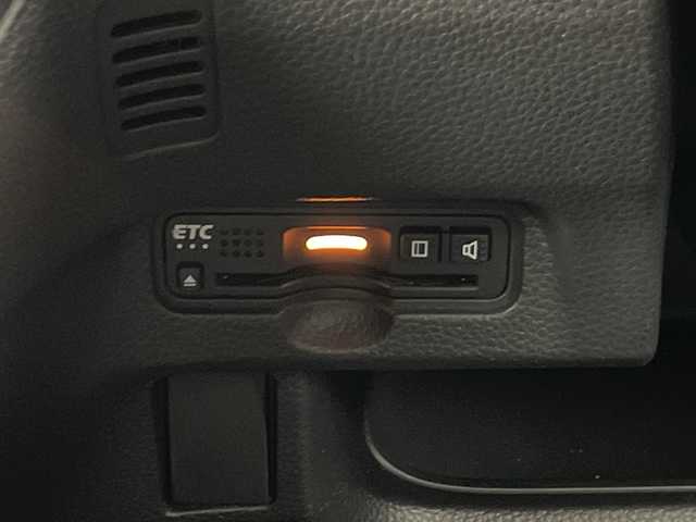 ホンダ Ｎ ＢＯＸ G L ターボ ホンダセンシング 愛知県 2018(平30)年 5万km クリスタルブラックパール 禁煙車/ターボ/純正7インチナビ/(Bluetooth/CD/DVD/USB/ワンセグTV)/バックカメラ/ホンダセンシング/・衝突軽減ブレーキ/・レーンキープアシスト/・レーダークルーズコントロール/・パーキングセンサー/ETC/ドライブレコーダー/ハーフレザーシート/両側パワースライドドア/パドルシフト/純正15インチアルミホイール/プッシュスタート/スマートキー/純正フロアマット/LEDヘッドライト/オートライト/フロントフォグランプ/ステアリングリモコン/横滑り防止装置/純正フロアマット