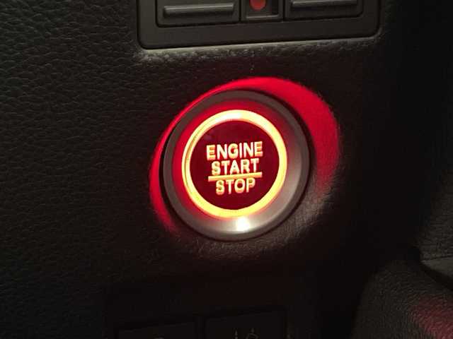 ホンダ Ｎ ＢＯＸ G L ターボ ホンダセンシング 愛知県 2018(平30)年 5万km クリスタルブラックパール 禁煙車/ターボ/純正7インチナビ/(Bluetooth/CD/DVD/USB/ワンセグTV)/バックカメラ/ホンダセンシング/・衝突軽減ブレーキ/・レーンキープアシスト/・レーダークルーズコントロール/・パーキングセンサー/ETC/ドライブレコーダー/ハーフレザーシート/両側パワースライドドア/パドルシフト/純正15インチアルミホイール/プッシュスタート/スマートキー/純正フロアマット/LEDヘッドライト/オートライト/フロントフォグランプ/ステアリングリモコン/横滑り防止装置/純正フロアマット