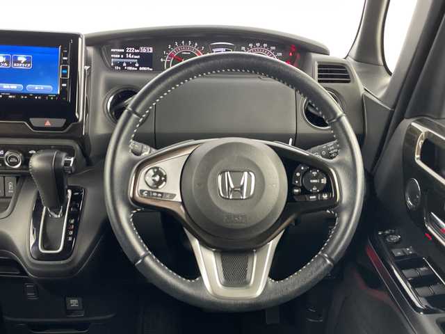 ホンダ Ｎ ＢＯＸ G L ターボ ホンダセンシング 愛知県 2018(平30)年 5万km クリスタルブラックパール 禁煙車/ターボ/純正7インチナビ/(Bluetooth/CD/DVD/USB/ワンセグTV)/バックカメラ/ホンダセンシング/・衝突軽減ブレーキ/・レーンキープアシスト/・レーダークルーズコントロール/・パーキングセンサー/ETC/ドライブレコーダー/ハーフレザーシート/両側パワースライドドア/パドルシフト/純正15インチアルミホイール/プッシュスタート/スマートキー/純正フロアマット/LEDヘッドライト/オートライト/フロントフォグランプ/ステアリングリモコン/横滑り防止装置/純正フロアマット