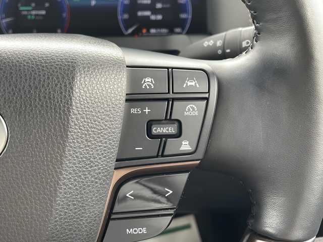 トヨタ アルファード Z 福岡県 2024(令6)年 2.4万km プラチナホワイトパールマイカ ・ワンオーナー/・純正オプションモデリスタエアロパーツ/・純正オプション左右独立ムーンルーフ/・純正オプションデジタルインナーミラー/・純正オプションスペアタイヤ/・純正ナビ　フルセグ　Bluetooth/　アップルカープレイ/・全方位カメラ/・ビルトインETC/・スマートキー/・ブラインドスポットモニター/・
