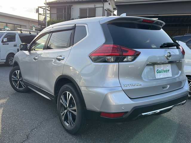 日産 エクストレイル 20Xi 埼玉県 2018(平30)年 6.7万km ブリリアントシルバー ４ＷＤ/360°セーフティアシスト/ ・プロパイロット/ ・インテリジェント エマージェンシーブレーキ/ ・インテリジェント FCW（前方衝突予測警報）/ ・アダプティブLEDヘッドライトシステム/ ・インテリジェント DA（ふらつき警報）/ ・標識検知機能/ ・インテリジェント LI（車線逸脱防止支援システム）/ ・インテリジェント BSI（後側方衝突防止支援システム）/ ・インテリジェント アラウンドビューモニター（移動物 検知機能付）/ ・RCTA（後退時車両検知警報）/ ・インテリジェント ルームミラー/純正SDナビゲーション(MM518D-L)/AM/FM/CD/DVD/BT/SD/USB/フルセグテレビ/インテリジェントアラウンドビューモニター/純正ナビ連動ドライブレコーダー(DJ4-D)/ビルトイン純正ETC2.0/パワーバックドア/コーナーセンサー/保証書/取扱説明書