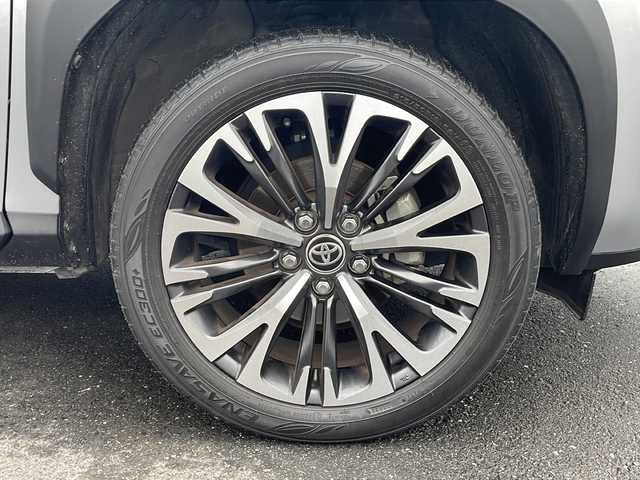 トヨタ ヤリスクロス Z 茨城県 2020(令2)年 3.3万km ブラックマイカ/シルバーメタリック 2トーン 純正9型ナビ/Bluetooth接続/フルセグTV/レーダー付きクルーズコントロール/パーキングアシスト/横滑り防止装置/レーン逸脱警報/衝突軽減システム/オートライト/オートマチックハイビーム/LEDヘッドライト/ブラインドスポットモニター/ドライブレコーダー前後/コーナーセンサー前後/ハーフレザーシート/パワーシート/シートヒーター/純正18インチアルミホイール/純正フロアマット/保証書/取扱説明書/記録簿/スマートキー