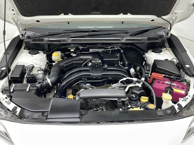 スバル インプレッサ スポーツ 2．0i－S アイサイト 道央・札幌 2017(平29)年 2.4万km クリスタルホワイトP ・4WD/・純正ナビ（CN-LR820P）/・BT/CD/DVD/AUX/フルセグTV/・バックカメラ/・アイサイト/・アダプティブクルーズコントロール/・レーンキープアシスト/・横滑り防止装置/・ブラインドスポットモニター/・アイドリングストップ/・パドルシフト/・ドアミラーヒーター/・前席パワーシート/・オートライト/・LEDヘッドライト/・ステアリング連動ヘッドランプ/・電動パーキングブレーキ/・ヒルアシストスタート/・ETC