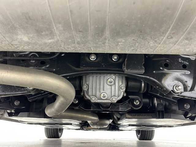 スバル インプレッサ スポーツ 2．0i－S アイサイト 道央・札幌 2017(平29)年 2.4万km クリスタルホワイトP ・4WD/・純正ナビ（CN-LR820P）/・BT/CD/DVD/AUX/フルセグTV/・バックカメラ/・アイサイト/・アダプティブクルーズコントロール/・レーンキープアシスト/・横滑り防止装置/・ブラインドスポットモニター/・アイドリングストップ/・パドルシフト/・ドアミラーヒーター/・前席パワーシート/・オートライト/・LEDヘッドライト/・ステアリング連動ヘッドランプ/・電動パーキングブレーキ/・ヒルアシストスタート/・ETC