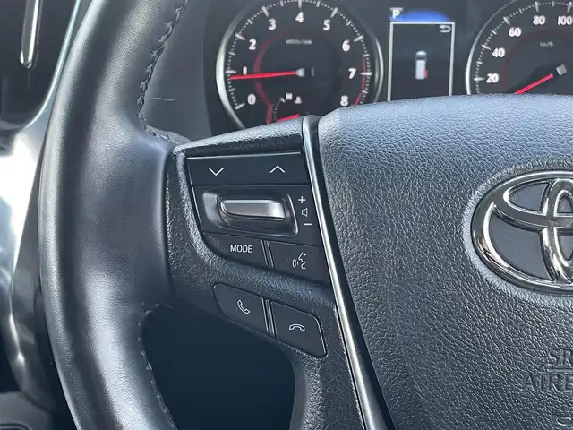 トヨタ アルファード S Cパッケージ 岡山県 2021(令3)年 3.4万km ホワイトパールクリスタルシャイン 純正ディスプレイオーディオ/フルセグTV、Bluetooth、AppleCarplay/AndroidAuto、AM、FM/CD、DVD再生デッキ/純正12インチフリップダウンモニター/両側パワースライドドア/ビルトインETC/パワーバックドア/バックカメラ/ドライブレコーダー/シートヒーター/エアシート/メモリーシート/パワーシート/トヨタセーフティセンス/・インテリジェントクリアランスソナー/・レーダークルーズコントロール/・プリクラッシュセーフティ/・レーントレーシングアシスト/・レーンディパーチャーアラート/・ロードサインアシスト