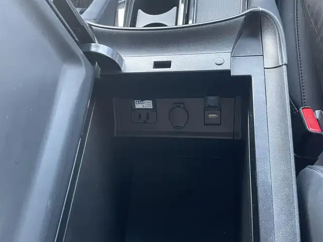 トヨタ アルファード S Cパッケージ 岡山県 2021(令3)年 3.4万km ホワイトパールクリスタルシャイン 純正ディスプレイオーディオ/フルセグTV、Bluetooth、AppleCarplay/AndroidAuto、AM、FM/CD、DVD再生デッキ/純正12インチフリップダウンモニター/両側パワースライドドア/ビルトインETC/パワーバックドア/バックカメラ/ドライブレコーダー/シートヒーター/エアシート/メモリーシート/パワーシート/トヨタセーフティセンス/・インテリジェントクリアランスソナー/・レーダークルーズコントロール/・プリクラッシュセーフティ/・レーントレーシングアシスト/・レーンディパーチャーアラート/・ロードサインアシスト