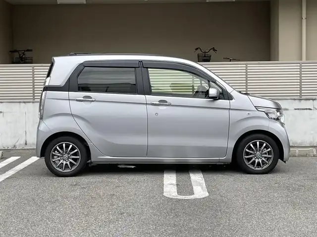 車両画像8