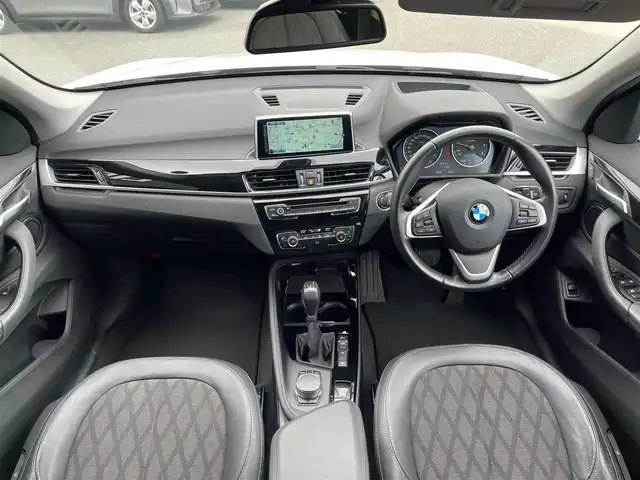 ＢＭＷ Ｘ１ xDrive 18d xライン 山梨県 2017(平29)年 3.1万km ミネラルホワイト インテリジェントセーフティ/ACC/コンフォートアクセス/純正HDDナビ/CD/DVD/Bluetooth/バックカメラ/前後PDC/パワーバックドア/LEDヘッドライト/ETC/純正18インチAW