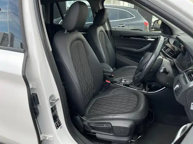 ＢＭＷ Ｘ１ xDrive 18d xライン 山梨県 2017(平29)年 3.1万km ミネラルホワイト インテリジェントセーフティ/ACC/コンフォートアクセス/純正HDDナビ/CD/DVD/Bluetooth/バックカメラ/前後PDC/パワーバックドア/LEDヘッドライト/ETC/純正18インチAW