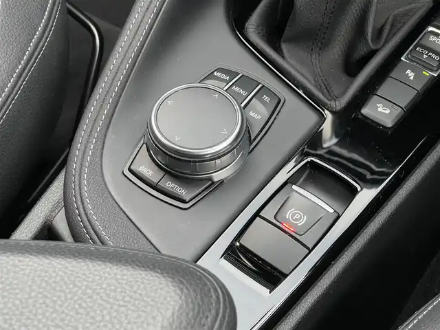 ＢＭＷ Ｘ１ xDrive 18d xライン 山梨県 2017(平29)年 3.1万km ミネラルホワイト インテリジェントセーフティ/ACC/コンフォートアクセス/純正HDDナビ/CD/DVD/Bluetooth/バックカメラ/前後PDC/パワーバックドア/LEDヘッドライト/ETC/純正18インチAW