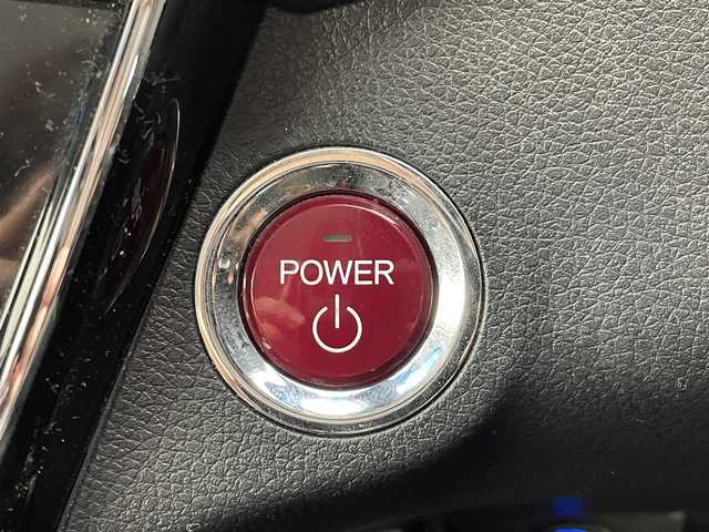 ホンダ ヴェゼル ハイブリッド Z 大分県 2016(平28)年 9.3万km ホワイトオーキッドパール 純正ナビ/シートヒーター/純正アルミホイル17インチ/純正フロアマット/ルーフレール/オートブレーキホールド/HDMI入力端子/USB入力端子/革巻ステアリング/ハーフレザー/スペアキー/バックカメラ