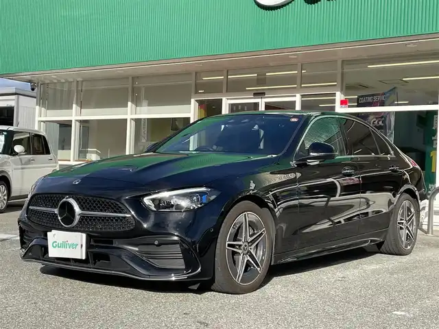 メルセデス・ベンツ Ｍ・ベンツ Ｃ２２０ｄ 岐阜県 2023(令5)年 2.1万km オブシディアンブラック 純正ナビ/【Bluetooth．AppleCarPlay．AM/FMラジオ．フルセグテレビ】/MBUX/11.9インチセンターディスプレイ/パノラミックスライディングルーフ/ハーフレザーシート/パーキングアシスト/全方位カメラ/クルーズコントロール追従走行有/アクティブブラインドスポットモニター/コーナーセンサー/アクティブステアリングアシスト/レーンチェンジアシスト/ヘッドアップディスプレイ/パワーシート・シートメモリ付/シートヒーター/パワーバックドア/ETC/ドライブレコーダー/純正アルミホイール/スペアキー/保証書/取扱説明書
