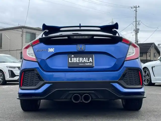 ホンダ シビック ハッチバック ホンダセンシング 岩手県 2019(平31)年 12.7万km プレミアムクリスタルブルークリスタル HONDA SENSING/(CMBS・LKA・ACC・LKAS・オートハイビーム)/6速MT/純正ナビTV/D/Nシートヒーター/ワンオーナー/ブレーキホールド/純正OPテールゲートスポイラー/デポレーシングブーストメーター/SPOONシフトノブ/社外17インチアルミ/(フロント：5次元 INPERIO リア：クリムゾン リネアスポーツ)/ロッソモデオマフラー/ブラックエンブレム(メーカーOP)/USサイドマーカー/Raysホイールナット/ZERO1000 エアクリーナー/シエクル ブローオフジェット/灯火類LED交換済/RSR TI‐2000 ダウンサス/SPOONシートベルトカバー/タイヤ前輪サマー 後輪スタッドレス