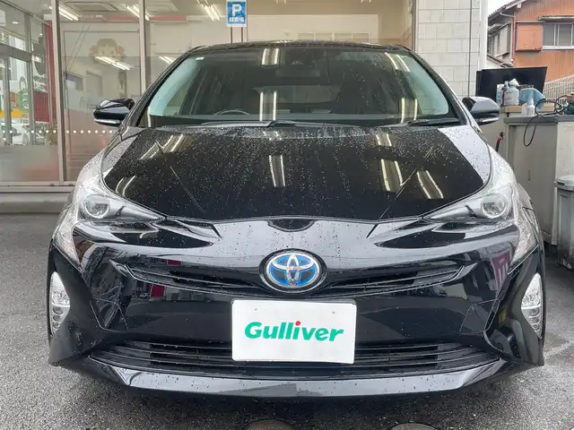 トヨタ プリウス S 愛知県 2016(平28)年 15.4万km アティチュードブラックマイカ /当店買取//社外8インチナビAVIC-RL05//地デジ/CD/DVD/USB/ Bluetooth/ipod//バックカメラ//PCS/LDA/TRC/レーダークルーズコントロール//ビルトインETC//革巻きステアリング//ISOFIX//LEDヘッド/AHB/Aライト//スマートキー