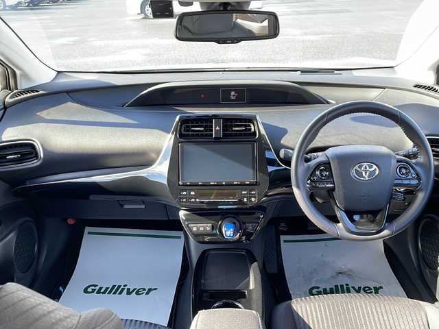 トヨタ プリウス A 岩手県 2019(令1)年 5.3万km スティールブロンドM 純正ナビ(NSZT-Y68T)/*CD/DVD/SD/ラジオ/Bluetooth/フルセグテレビ/バックカメラ/プリクラッシュセーフティ/レーンディパーチャーアラート/レーダークルーズコントロール/ブラインドスポットモニター/オートハイビーム/アドバンストパーク/コーナーセンサー/ビルトインETC/D席パワーシート/純正15inアルミホイール/純正フロアマット/純正トノカバー/LEDヘッドライト/フォグランプ/スマートキー(×2)/ステアリングスイッチ/電動格納ミラー/ウィンカーミラー