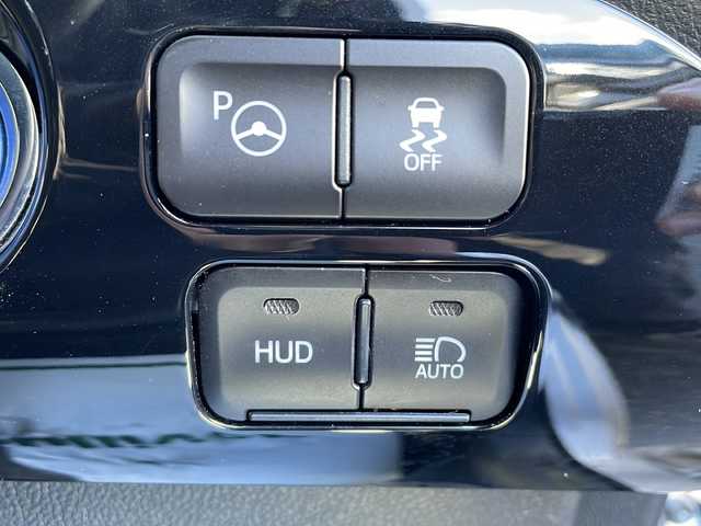 トヨタ プリウス A 岩手県 2019(令1)年 5.3万km スティールブロンドM 純正ナビ(NSZT-Y68T)/*CD/DVD/SD/ラジオ/Bluetooth/フルセグテレビ/バックカメラ/プリクラッシュセーフティ/レーンディパーチャーアラート/レーダークルーズコントロール/ブラインドスポットモニター/オートハイビーム/アドバンストパーク/コーナーセンサー/ビルトインETC/D席パワーシート/純正15inアルミホイール/純正フロアマット/純正トノカバー/LEDヘッドライト/フォグランプ/スマートキー(×2)/ステアリングスイッチ/電動格納ミラー/ウィンカーミラー