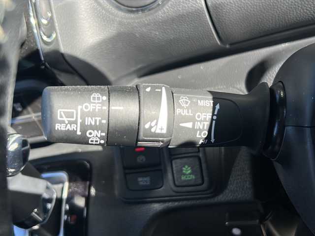 ホンダ Ｎ ＢＯＸ カスタム L ターボ 静岡県 2023(令5)年 3万km ミッドナイトブルービームM 【安全装備】/ホンダセンシング/アダプティブ・クルーズ・コントロール（ACC）/・作動車速域：約30km/hから100km/h間/車線維持支援システム（LKAS）/・作動車速：約65km/hから100km/h間/・ステアリング制御/衝突軽減ブレーキ（CMBS）/・歩行者検知機能/・作動車速：約80km/h未満時/・対向車車速：約30km/hから80km/h時/誤発進抑制機能（前進）/・ミリ波レーダー検知：作動車速10km/h未満/歩行者事故低減ステアリング/・作動車速10km/hから40km/h間/路外逸脱抑制機能/・作動車速：約60km/hから100km/h間/先行車発進お知らせ機能/標識認識機能/オートハイビーム/誤発進抑制機能（後進）・ソナー検知：作動車速10km/h未満 /【主要装備】/・純正ナビ　/・フルセグテレビ　/・前後ドライブレコーダー　/・両側パワースライドドア　/・パーキングセンサー　/・ＬＥＤヘッドライト　/・ＥＴＣ　/・ステアリングスイッチ　/・ハーフレザーシート　/・シートヒーター