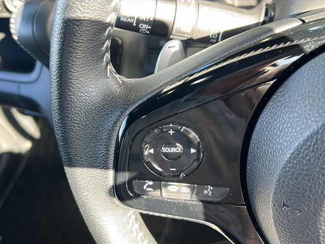 ホンダ Ｎ ＢＯＸ カスタム L ターボ 静岡県 2023(令5)年 3万km ミッドナイトブルービームM 【安全装備】/ホンダセンシング/アダプティブ・クルーズ・コントロール（ACC）/・作動車速域：約30km/hから100km/h間/車線維持支援システム（LKAS）/・作動車速：約65km/hから100km/h間/・ステアリング制御/衝突軽減ブレーキ（CMBS）/・歩行者検知機能/・作動車速：約80km/h未満時/・対向車車速：約30km/hから80km/h時/誤発進抑制機能（前進）/・ミリ波レーダー検知：作動車速10km/h未満/歩行者事故低減ステアリング/・作動車速10km/hから40km/h間/路外逸脱抑制機能/・作動車速：約60km/hから100km/h間/先行車発進お知らせ機能/標識認識機能/オートハイビーム/誤発進抑制機能（後進）・ソナー検知：作動車速10km/h未満 /【主要装備】/・純正ナビ　/・フルセグテレビ　/・前後ドライブレコーダー　/・両側パワースライドドア　/・パーキングセンサー　/・ＬＥＤヘッドライト　/・ＥＴＣ　/・ステアリングスイッチ　/・ハーフレザーシート　/・シートヒーター