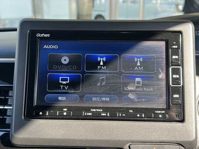 ホンダ Ｎ ＢＯＸ カスタム L ターボ 静岡県 2023(令5)年 3万km ミッドナイトブルービームM 【安全装備】/ホンダセンシング/アダプティブ・クルーズ・コントロール（ACC）/・作動車速域：約30km/hから100km/h間/車線維持支援システム（LKAS）/・作動車速：約65km/hから100km/h間/・ステアリング制御/衝突軽減ブレーキ（CMBS）/・歩行者検知機能/・作動車速：約80km/h未満時/・対向車車速：約30km/hから80km/h時/誤発進抑制機能（前進）/・ミリ波レーダー検知：作動車速10km/h未満/歩行者事故低減ステアリング/・作動車速10km/hから40km/h間/路外逸脱抑制機能/・作動車速：約60km/hから100km/h間/先行車発進お知らせ機能/標識認識機能/オートハイビーム/誤発進抑制機能（後進）・ソナー検知：作動車速10km/h未満 /【主要装備】/・純正ナビ　/・フルセグテレビ　/・前後ドライブレコーダー　/・両側パワースライドドア　/・パーキングセンサー　/・ＬＥＤヘッドライト　/・ＥＴＣ　/・ステアリングスイッチ　/・ハーフレザーシート　/・シートヒーター