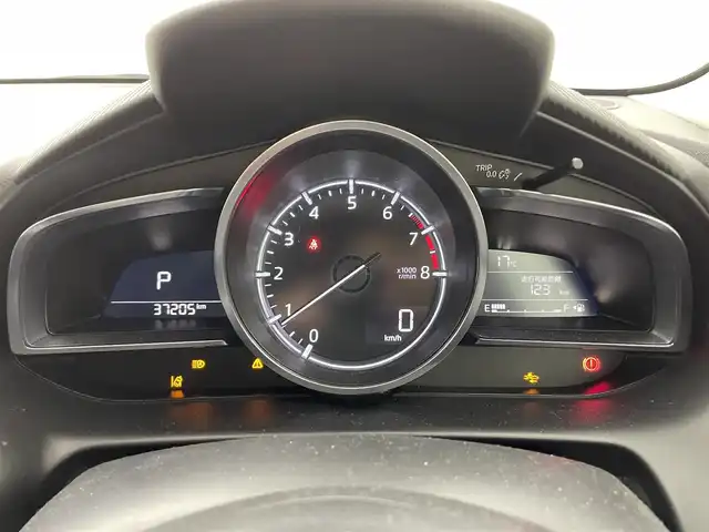 マツダ デミオ 15Sツーリング 熊本県 2018(平30)年 3.8万km ソウルレッドクリスタルM 純正ナビ（ＣＤ・ＤＶＤ・フルセグ・ＢＴ・ＡＵＸ・ＵＳＢ）/全周囲カメラ　/前後ドライブレコーダー　/ＥＴＣ　/前席シートヒーター　/前後クリアランスソナー　/衝突軽減ブレーキ　/レーンキープアシスト　/横滑り防止/ブラインドスポットモニター/純正フロアマット/純正１５インチAW/オートライト/LEDヘッドライト/スマートキー/プッシュスタート/保証書/取扱説明書